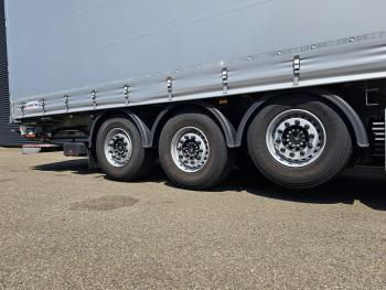 SCB*S3 / TAIL LIFT -LBW / LIFT AXLE